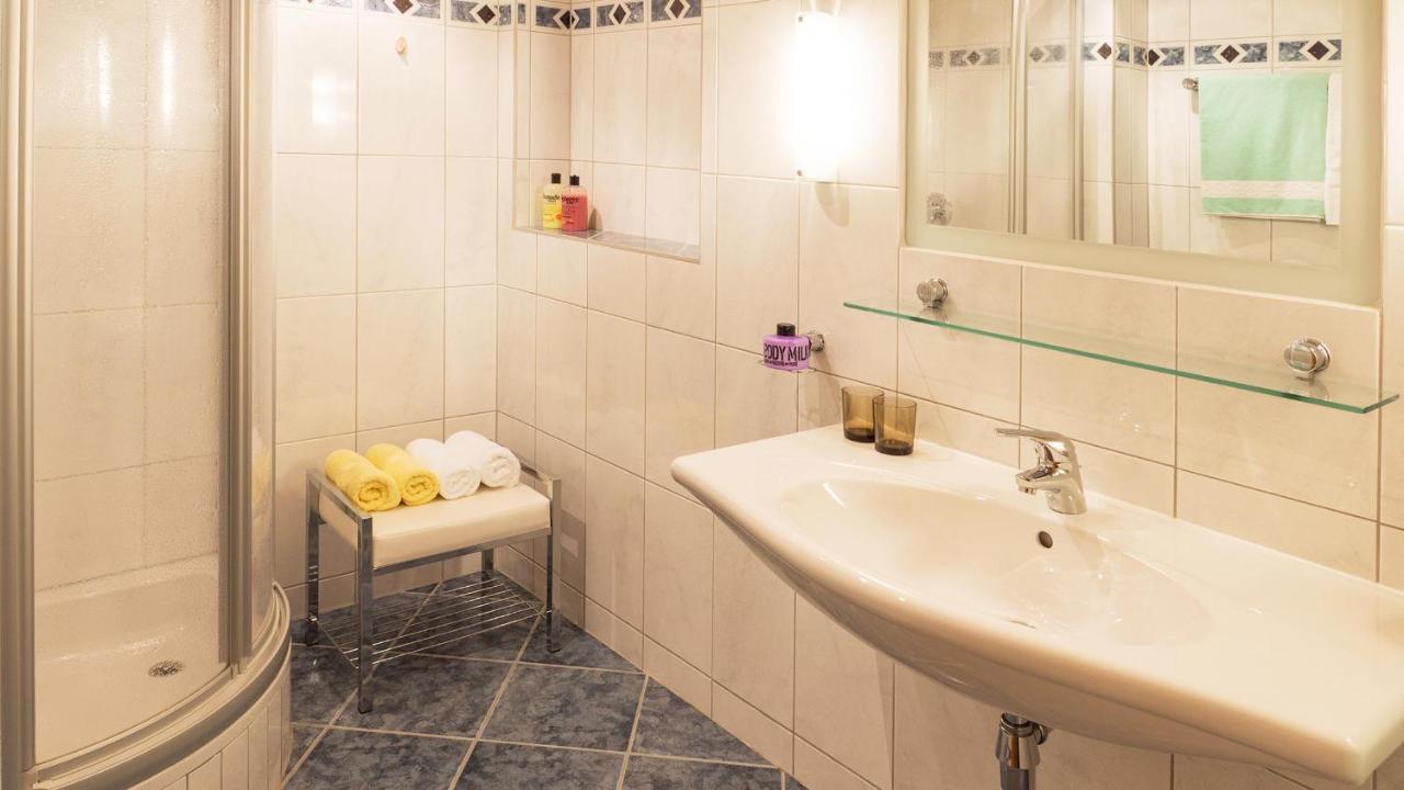 Bed and Breakfast Bellamonte Санкт-Антон-ам-Арльберг Экстерьер фото